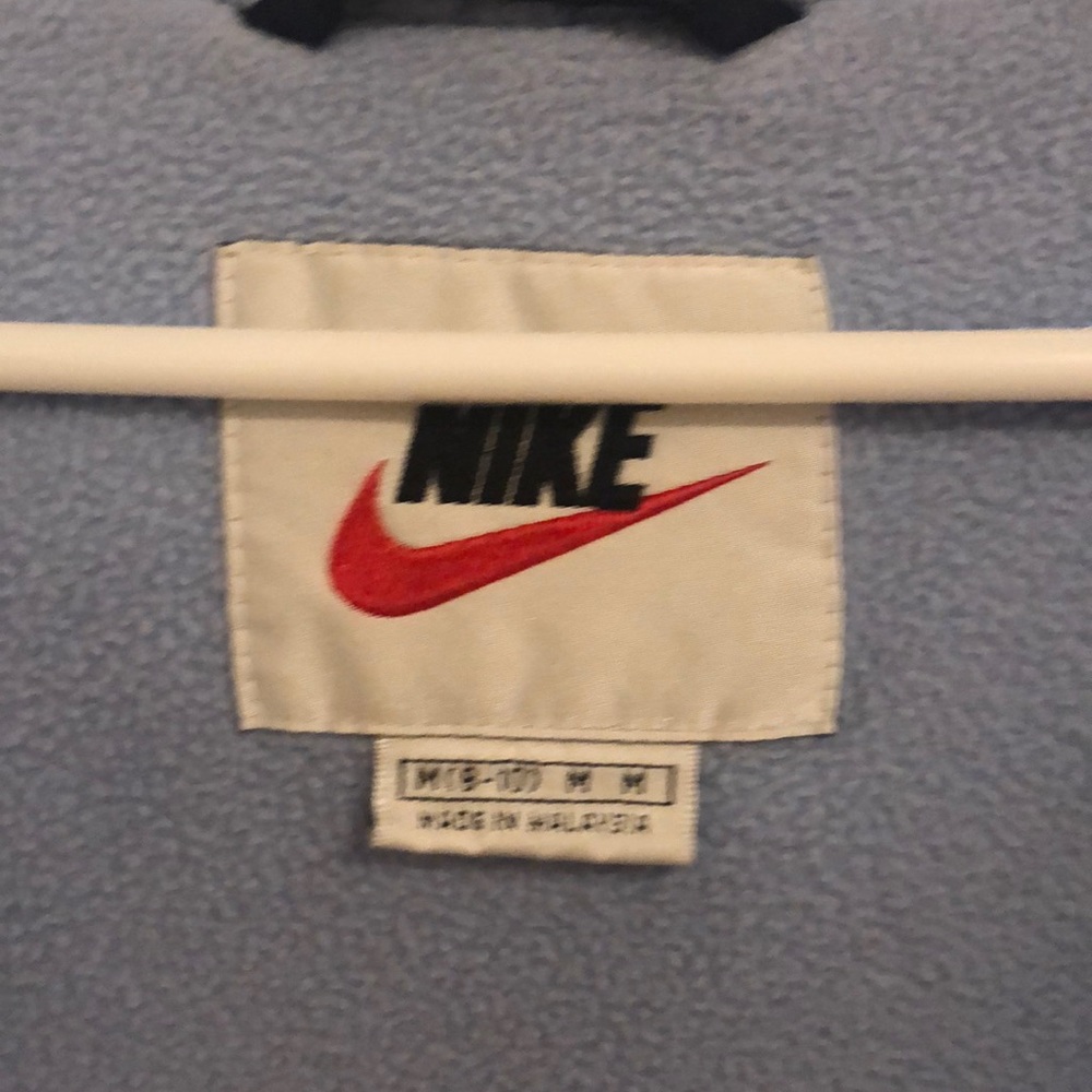 Nike Jacket - Picture 3 of 6